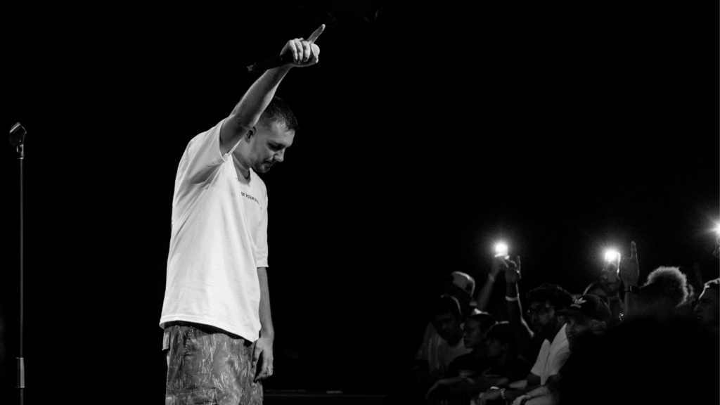 Hulvey performing on The Beautiful Tour 